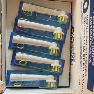 Oral-B Replacement Toothbrush Heads